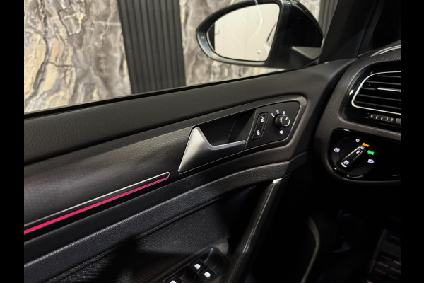 Volkswagen Golf 2.0 TSI GTI Performance|PANO|KEYLESS|ACC|BLIND SPOT