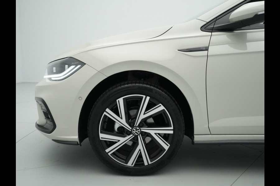 Volkswagen Polo 1.0 TSI 95 5MT R-Line Edition Telefoon draadloos oplaadbaar (Wireless Charging) Volkswagen Polo 1.0 TSI 95 5MT R-Line Edition Telefoon draadloos oplaadbaar (Wireless Charging)