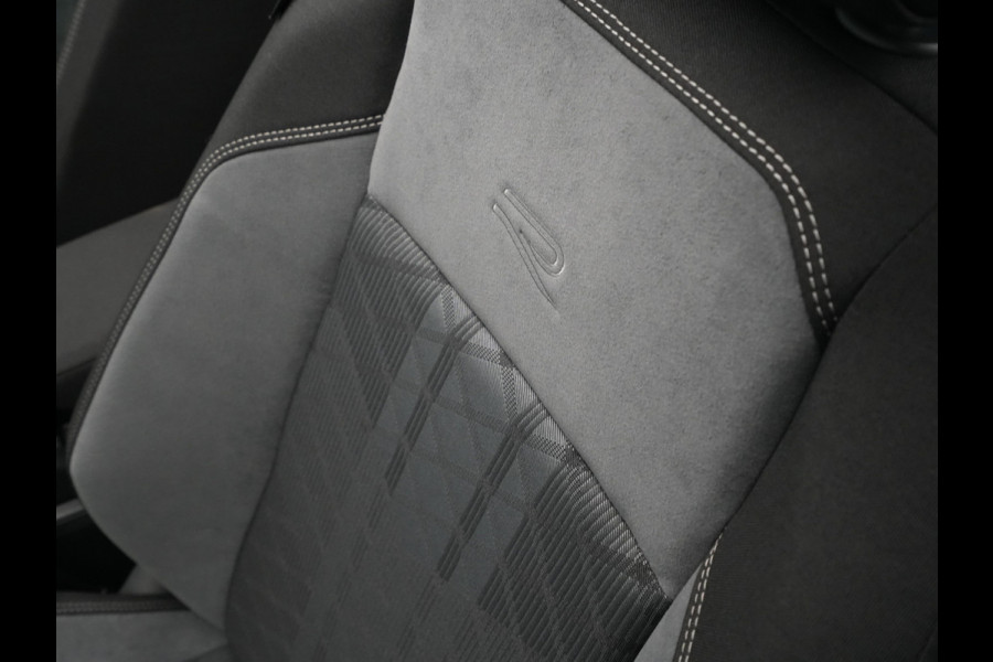 Volkswagen Polo 1.0 TSI 95 5MT R-Line Edition Telefoon draadloos oplaadbaar (Wireless Charging) Volkswagen Polo 1.0 TSI 95 5MT R-Line Edition Telefoon draadloos oplaadbaar (Wireless Charging)