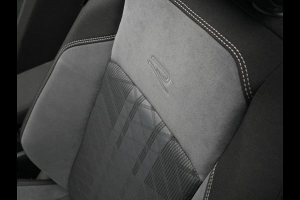 Volkswagen Polo 1.0 TSI 95 5MT R-Line Edition Telefoon draadloos oplaadbaar (Wireless Charging) Volkswagen Polo 1.0 TSI 95 5MT R-Line Edition Telefoon draadloos oplaadbaar (Wireless Charging)