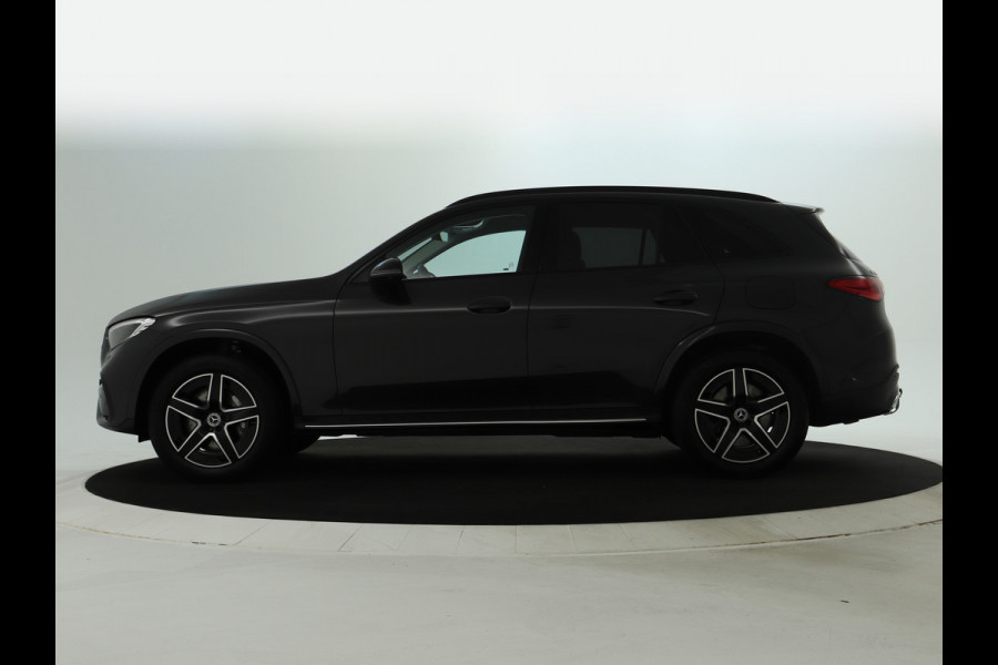 Mercedes-Benz GLC 300 e 4MATIC AMG Plug-In Hybride | AMG Line | Night Pakket | Trekhaak | Alarm Klasse 3 | Distronic | Memory Voorstoelen | Stuur en Stoelverwarming. Inclusief 24 maanden MB Certified garantie voor Europa. Mercedes-Benz GLC 300 e 4MATIC AMG Plug-In Hybride | AMG Line | Night Pakket | Trekhaak | Alarm Klasse 3 | Distronic | Memory Voorstoelen | Stuur en Stoelverwarming. Inclusief 24 maanden MB Certified garantie voor Europa.