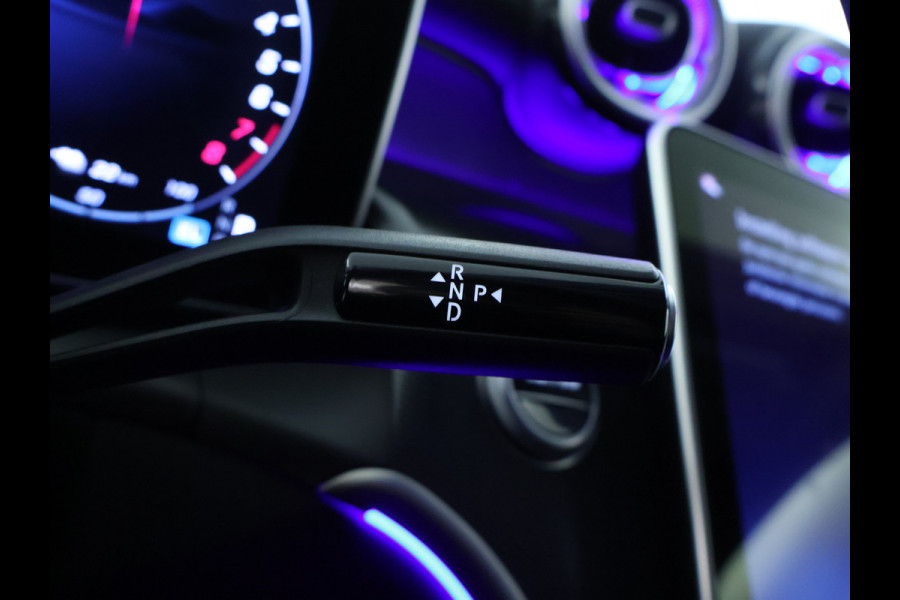 Mercedes-Benz GLC 300 e 4MATIC AMG Plug-In Hybride | AMG Line | Night Pakket | Trekhaak | Alarm Klasse 3 | Distronic | Memory Voorstoelen | Stuur en Stoelverwarming. Inclusief 24 maanden MB Certified garantie voor Europa. Mercedes-Benz GLC 300 e 4MATIC AMG Plug-In Hybride | AMG Line | Night Pakket | Trekhaak | Alarm Klasse 3 | Distronic | Memory Voorstoelen | Stuur en Stoelverwarming. Inclusief 24 maanden MB Certified garantie voor Europa.