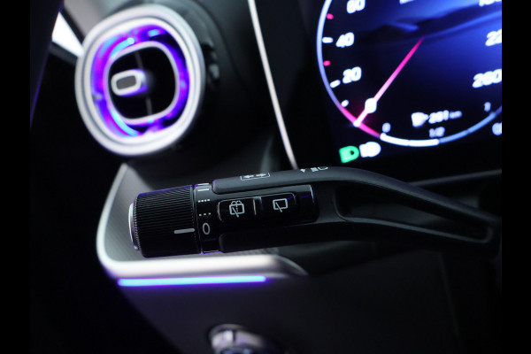Mercedes-Benz GLC 300 e 4MATIC AMG Plug-In Hybride | AMG Line | Night Pakket | Trekhaak | Alarm Klasse 3 | Distronic | Memory Voorstoelen | Stuur en Stoelverwarming. Inclusief 24 maanden MB Certified garantie voor Europa. Mercedes-Benz GLC 300 e 4MATIC AMG Plug-In Hybride | AMG Line | Night Pakket | Trekhaak | Alarm Klasse 3 | Distronic | Memory Voorstoelen | Stuur en Stoelverwarming. Inclusief 24 maanden MB Certified garantie voor Europa.