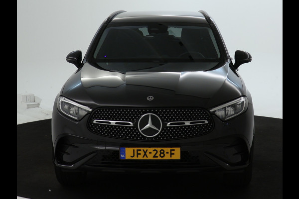 Mercedes-Benz GLC 300 e 4MATIC AMG Plug-In Hybride | AMG Line | Night Pakket | Trekhaak | Alarm Klasse 3 | Distronic | Memory Voorstoelen | Stuur en Stoelverwarming. Inclusief 24 maanden MB Certified garantie voor Europa. Mercedes-Benz GLC 300 e 4MATIC AMG Plug-In Hybride | AMG Line | Night Pakket | Trekhaak | Alarm Klasse 3 | Distronic | Memory Voorstoelen | Stuur en Stoelverwarming. Inclusief 24 maanden MB Certified garantie voor Europa.