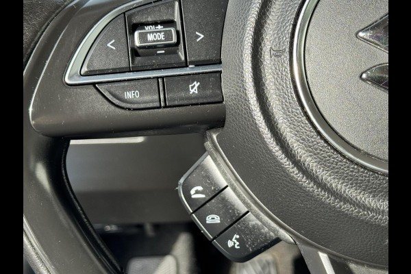 Suzuki Swift 1.2 Select Airco Achteruitrijcamera Apple Carplay Android Auto DAB Bluetooth Verwarmbare buitenspiegels
