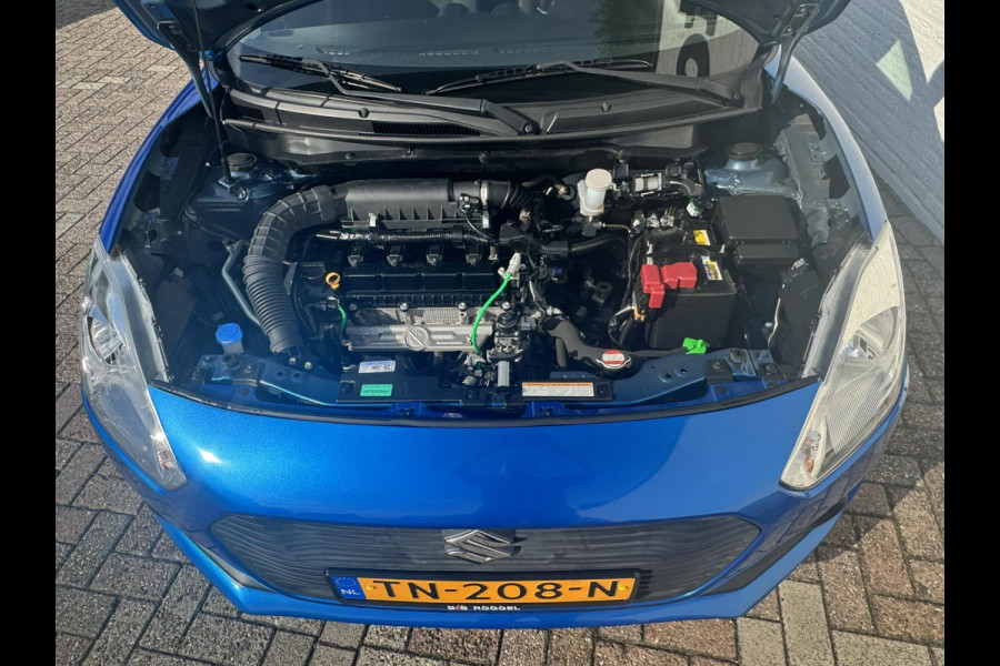 Suzuki Swift 1.2 Select Airco Achteruitrijcamera Apple Carplay Android Auto DAB Bluetooth Verwarmbare buitenspiegels