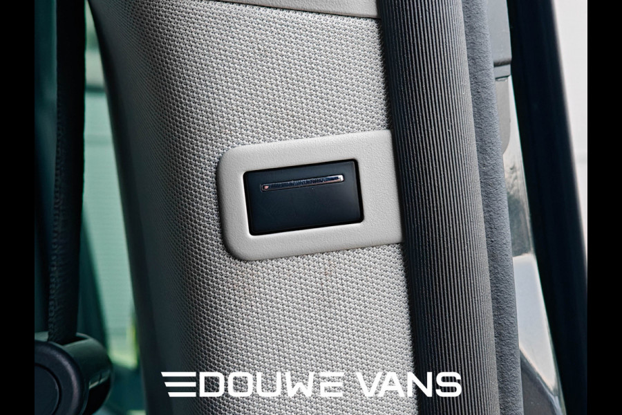 Mercedes-Benz V-Klasse V300 L2 9G-Tronic Automaat MBUX Apple Carplay Burmester 2zits. Dubbel Cabine Mogelijk 360° Camera BPM Vrij