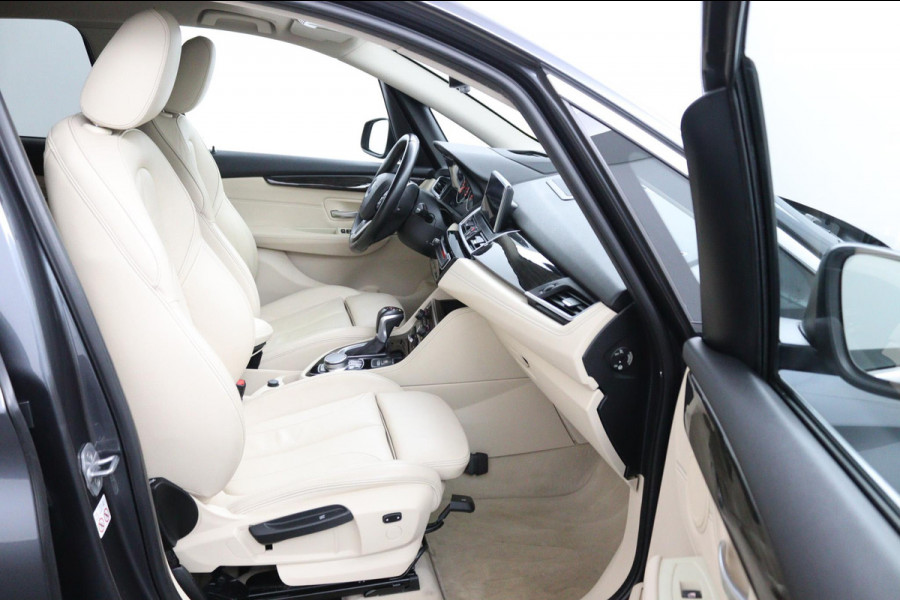 BMW 2 Serie Active Tourer 220i High Executive BMW 2 Serie Active Tourer 220i High Executive