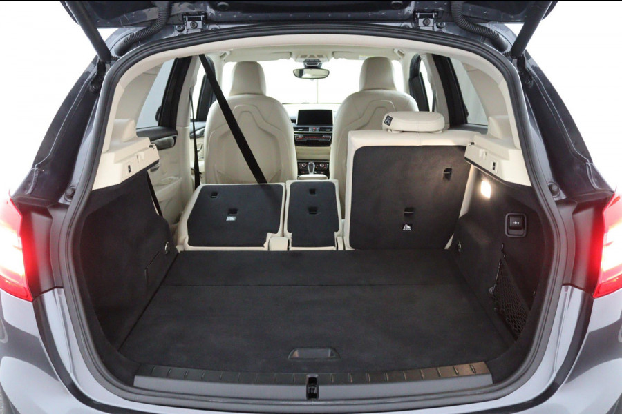 BMW 2 Serie Active Tourer 220i High Executive BMW 2 Serie Active Tourer 220i High Executive