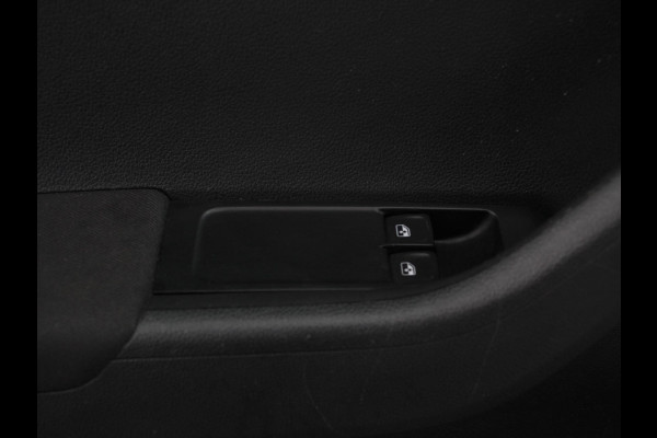 Škoda Fabia Combi 1.0 TSI Automaat Business Edition | Trekhaak | Navigatie | Apple Carplay/Android Auto | Parkeersensoren achter | Stoelverwarming | Cruise Control | Airco | | Lichtmetalen velgen