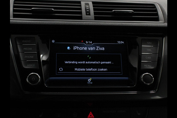 Škoda Fabia Combi 1.0 TSI Automaat Business Edition | Trekhaak | Navigatie | Apple Carplay/Android Auto | Parkeersensoren achter | Stoelverwarming | Cruise Control | Airco | | Lichtmetalen velgen