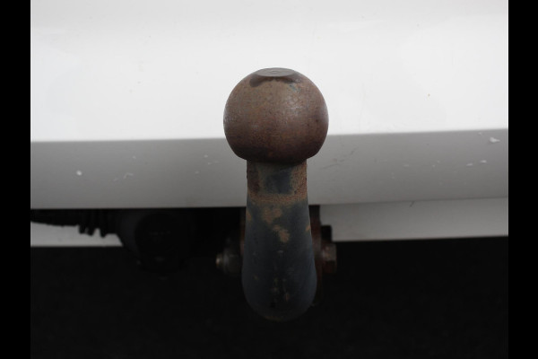 Škoda Fabia Combi 1.0 TSI Automaat Business Edition | Trekhaak | Navigatie | Apple Carplay/Android Auto | Parkeersensoren achter | Stoelverwarming | Cruise Control | Airco | | Lichtmetalen velgen