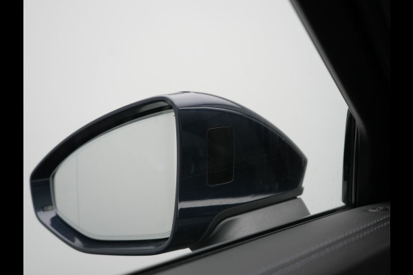 Audi A6 Avant 50 TFSI e quattro S Line Plug In Hybrid 300pk PHEV | Trekhaak Af Fabriek | Panodak | Head Up | Bang & Olufsen | Lederen Sportstoelen Verwarmd | Adaptive Cruise | Apple Carplay | Camera | Blis | Navigatie | Virtual | DAB | JGS-28-R