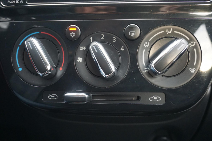 Mitsubishi Space Star 1.2 Cool+/AppleCarPlay Navigatie/Airco/Nette Auto /All-Season banden.