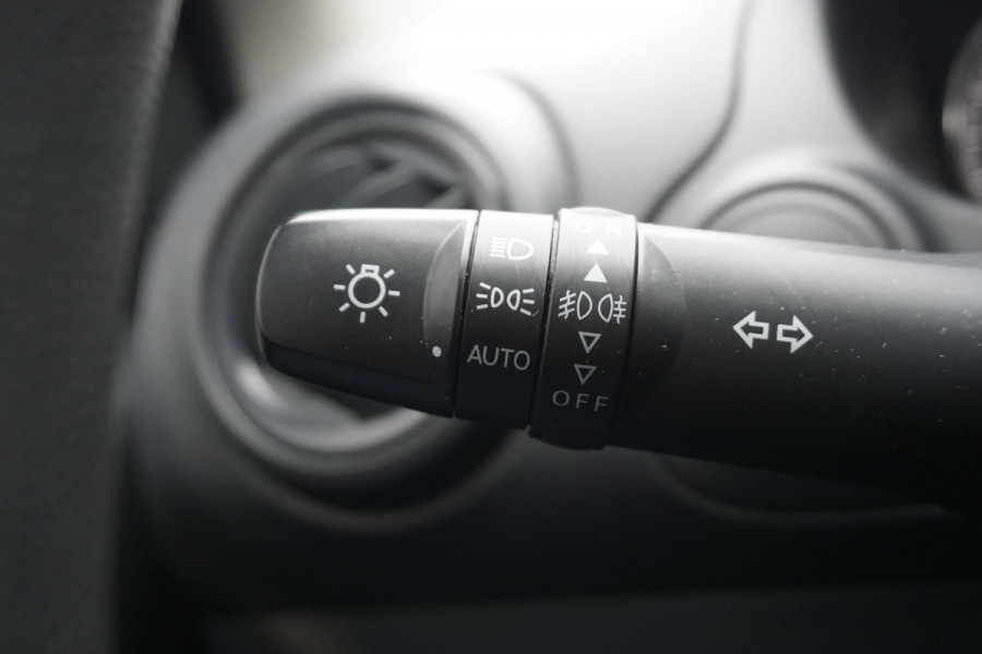 Mitsubishi Space Star 1.2 Cool+/AppleCarPlay Navigatie/Airco/Nette Auto /All-Season banden.