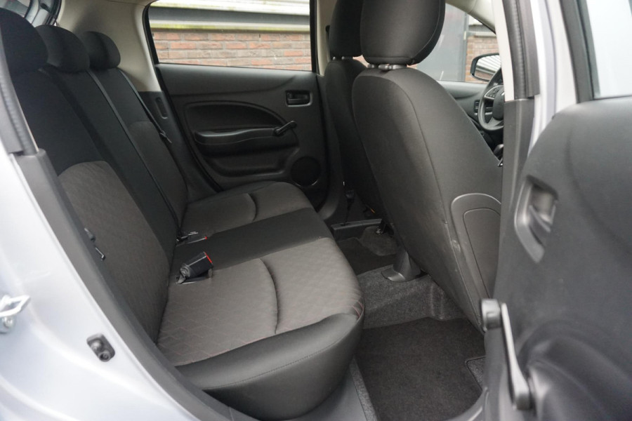 Mitsubishi Space Star 1.2 Cool+/AppleCarPlay Navigatie/Airco/Nette Auto /All-Season banden.