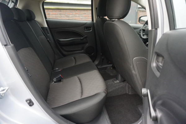 Mitsubishi Space Star 1.2 Cool+/AppleCarPlay Navigatie/Airco/Nette Auto /All-Season banden.