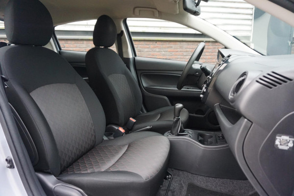 Mitsubishi Space Star 1.2 Cool+/AppleCarPlay Navigatie/Airco/Nette Auto /All-Season banden.