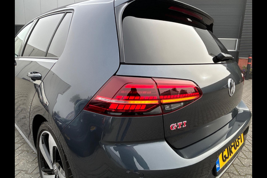 Volkswagen Golf GTI 2.0 TSI 245pk Performance Volkswagen Golf GTI 2.0 TSI 245pk Performance