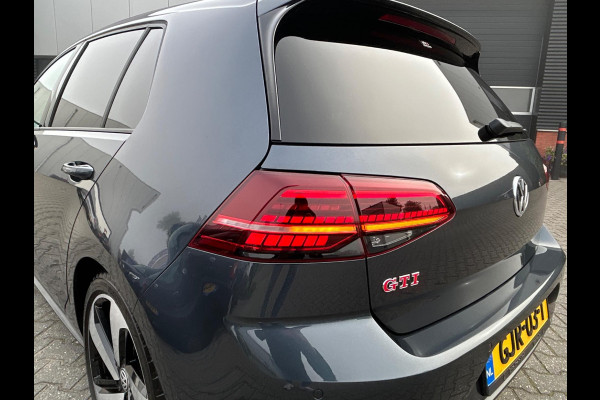 Volkswagen Golf GTI 2.0 TSI 245pk Performance Volkswagen Golf GTI 2.0 TSI 245pk Performance
