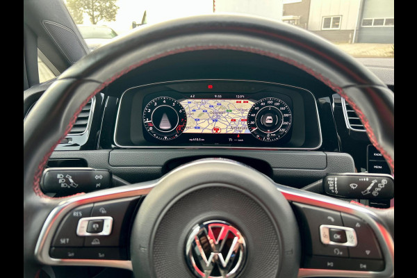 Volkswagen Golf GTI 2.0 TSI 245pk Performance Volkswagen Golf GTI 2.0 TSI 245pk Performance