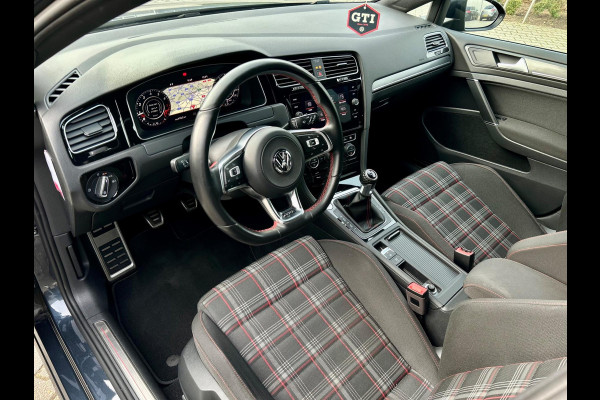 Volkswagen Golf GTI 2.0 TSI 245pk Performance Volkswagen Golf GTI 2.0 TSI 245pk Performance