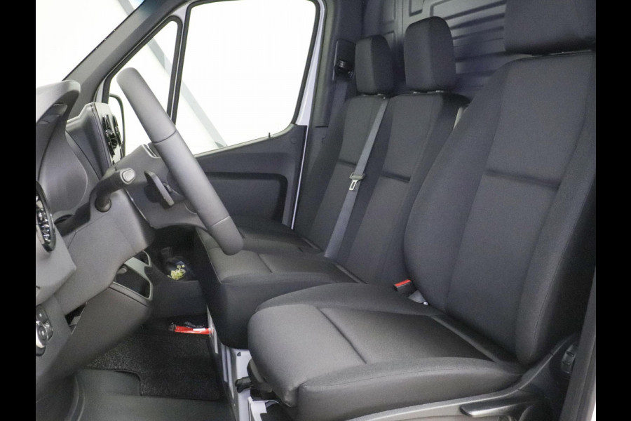 Mercedes-Benz Sprinter 315 Automaat L2H2 RWD Airco Cruise Control Navi Trekhaak