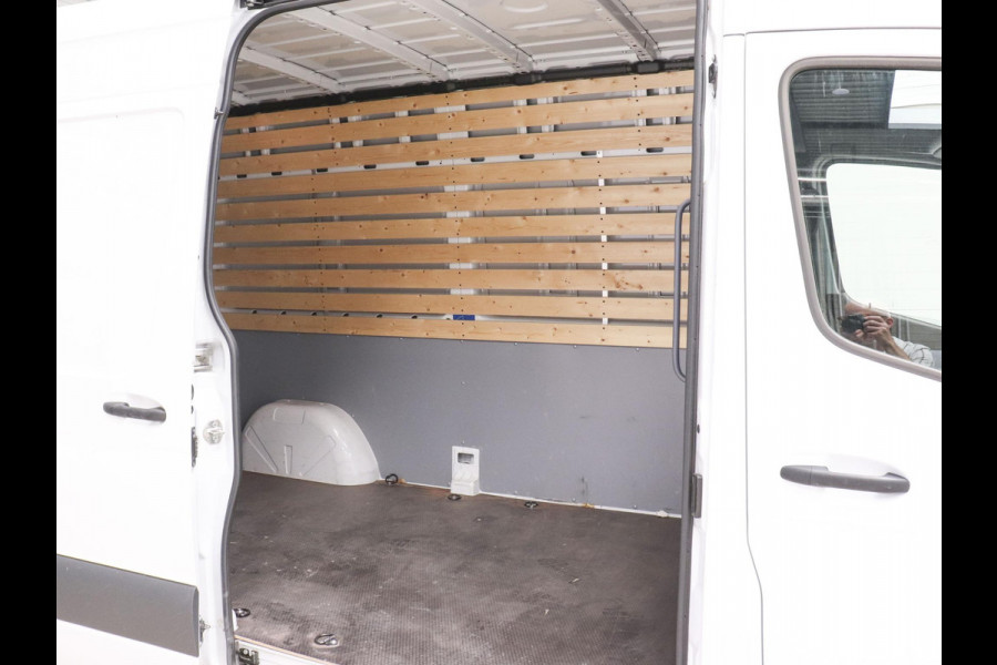 Mercedes-Benz Sprinter 315 Automaat L2H2 RWD Airco Cruise Control Navi Trekhaak