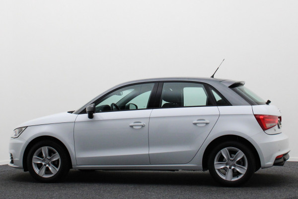 Audi A1 Sportback 1.0 TFSI Advance Sport Automaat Two-Tone, Navigatie, Climate, Stoelverwarming, Cruise, PDC Audi A1 Sportback 1.0 TFSI Advance Sport Automaat Two-Tone, Navigatie, Climate, Stoelverwarming, Cruise, PDC