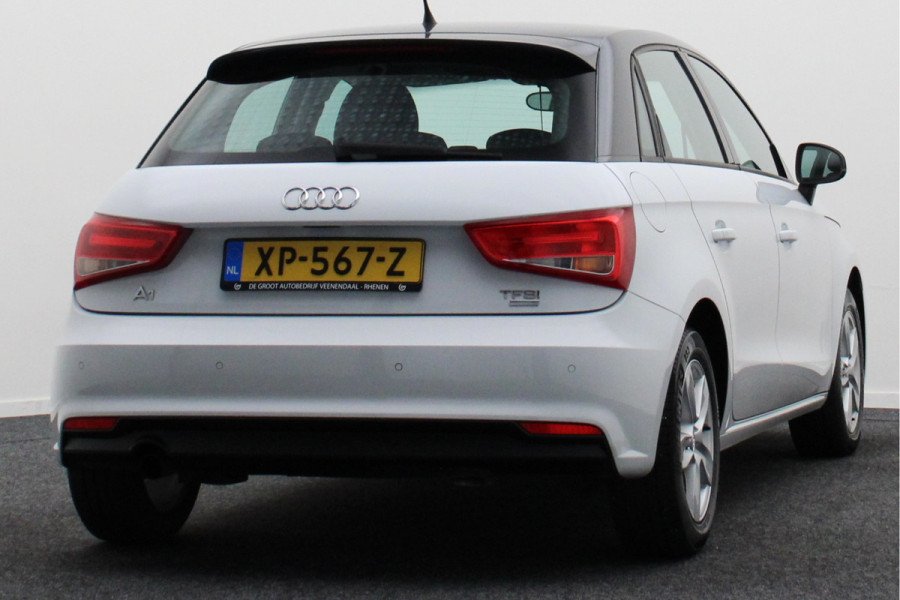 Audi A1 Sportback 1.0 TFSI Advance Sport Automaat Two-Tone, Navigatie, Climate, Stoelverwarming, Cruise, PDC Audi A1 Sportback 1.0 TFSI Advance Sport Automaat Two-Tone, Navigatie, Climate, Stoelverwarming, Cruise, PDC