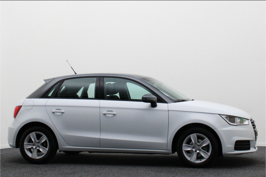 Audi A1 Sportback 1.0 TFSI Advance Sport Automaat Two-Tone, Navigatie, Climate, Stoelverwarming, Cruise, PDC Audi A1 Sportback 1.0 TFSI Advance Sport Automaat Two-Tone, Navigatie, Climate, Stoelverwarming, Cruise, PDC