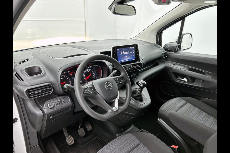 Opel Combo Life 1.2 Turbo Edition 7p. CARPLAY | CRUISE | NAVI Opel Combo Life 1.2 Turbo Edition 7p. CARPLAY | CRUISE | NAVI