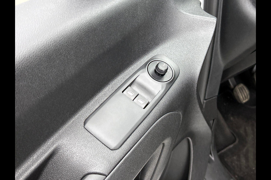 Opel Combo Life 1.2 Turbo Edition 7p. CARPLAY | CRUISE | NAVI Opel Combo Life 1.2 Turbo Edition 7p. CARPLAY | CRUISE | NAVI