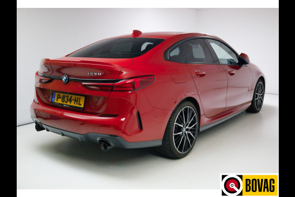 BMW 2 Serie Gran Coupé 220i M-Sport Plus Bus. Edition Plus | Pano | Harman Kardon | Memory stoelen | Sportstoelen | Leer, Headup, Camera, Stoel & Stuurverw, BMW 2 Serie Gran Coupé 220i M-Sport Plus Bus. Edition Plus | Pano | Harman Kardon | Memory stoelen | Sportstoelen | Leer, Headup, Camera, Stoel & Stuurverw,