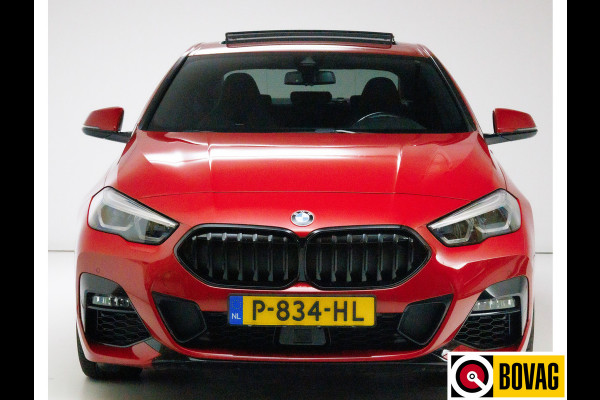 BMW 2 Serie Gran Coupé 220i M-Sport Plus Bus. Edition Plus | Pano | Harman Kardon | Memory stoelen | Sportstoelen | Leer, Headup, Camera, Stoel & Stuurverw, BMW 2 Serie Gran Coupé 220i M-Sport Plus Bus. Edition Plus | Pano | Harman Kardon | Memory stoelen | Sportstoelen | Leer, Headup, Camera, Stoel & Stuurverw,