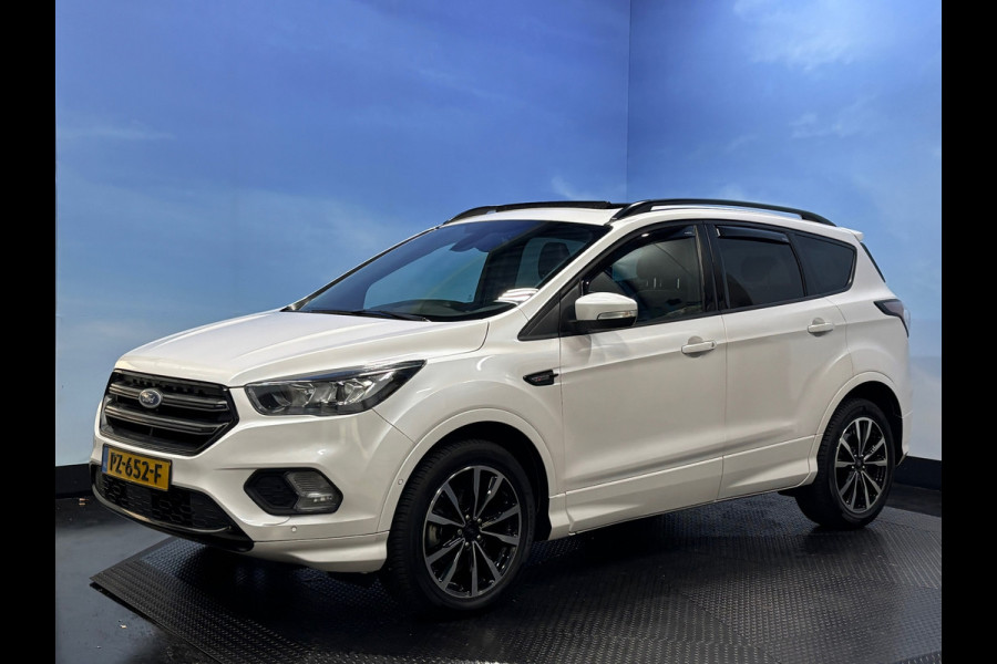 Ford Kuga 1.5 EcoBoost ST Line Navi | Clima | Pano | Trekhaak Ford Kuga 1.5 EcoBoost ST Line Navi | Clima | Pano | Trekhaak