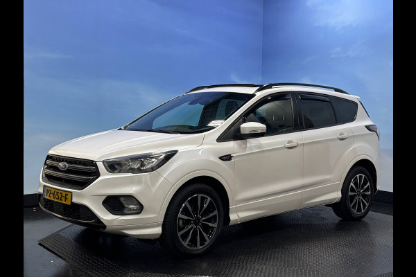 Ford Kuga 1.5 EcoBoost ST Line Navi | Clima | Pano | Trekhaak Ford Kuga 1.5 EcoBoost ST Line Navi | Clima | Pano | Trekhaak