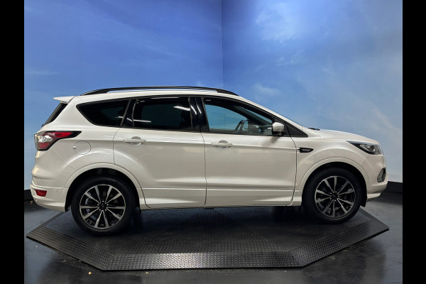 Ford Kuga 1.5 EcoBoost ST Line Navi | Clima | Pano | Trekhaak Ford Kuga 1.5 EcoBoost ST Line Navi | Clima | Pano | Trekhaak