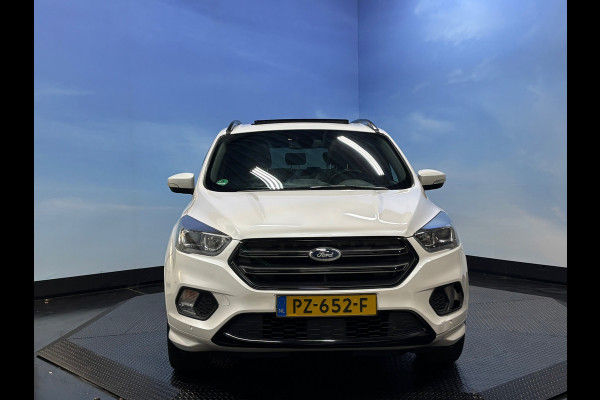 Ford Kuga 1.5 EcoBoost ST Line Navi | Clima | Pano | Trekhaak Ford Kuga 1.5 EcoBoost ST Line Navi | Clima | Pano | Trekhaak