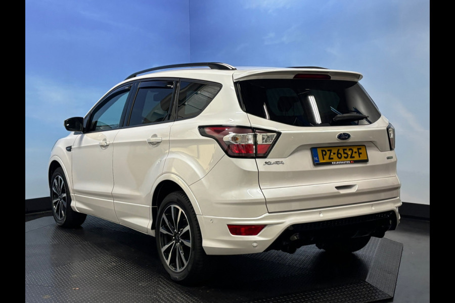 Ford Kuga 1.5 EcoBoost ST Line Navi | Clima | Pano | Trekhaak Ford Kuga 1.5 EcoBoost ST Line Navi | Clima | Pano | Trekhaak