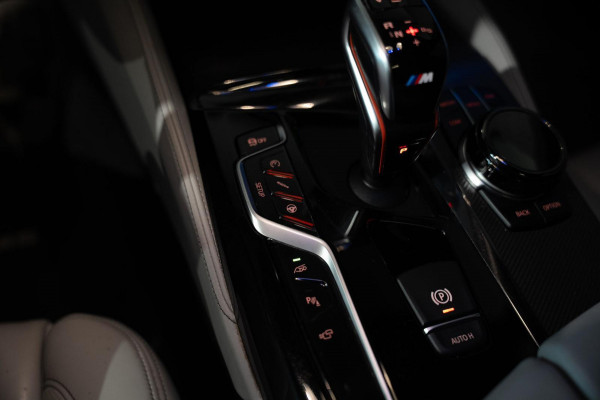 BMW 5 Serie M5 600pk | Softclose | Carbon | HUD