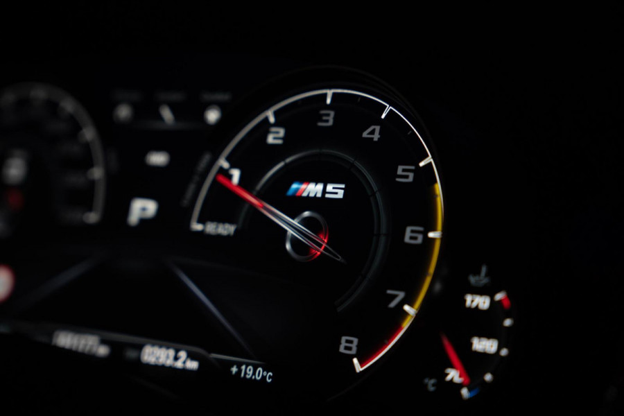 BMW 5 Serie M5 600pk | Softclose | Carbon | HUD