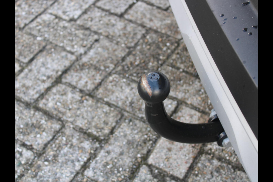 Renault Captur 1.0 TCe 100 Intens | TREKHAAK | NAVIGATIE | ACHTERUITRIJCAMERA |