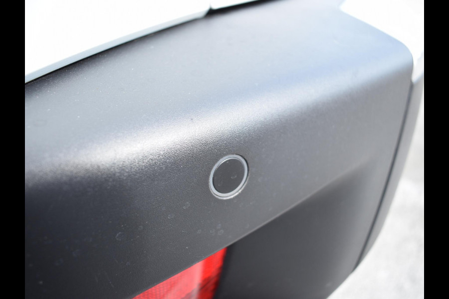 Peugeot e-2008 EV Active Pack 50 kWh | Navigatie | Parkeersensoren achter | Keyless start | Apple Carplay/Android Auto | All Season | Peugeot e-2008 EV Active Pack 50 kWh | Navigatie | Parkeersensoren achter | Keyless start | Apple Carplay/Android Auto | All Season |