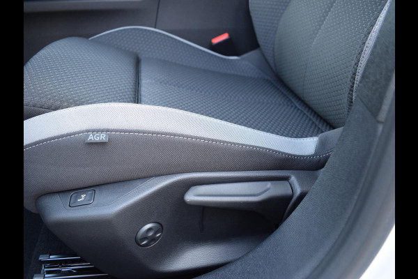 Opel Astra Sports Tourer 1.2 Turbo Business Edition NAVIGATIE | CARPLAY | ACHTERUITRIJCAMERA MET SENSOREN | Opel Astra Sports Tourer 1.2 Turbo Business Edition NAVIGATIE | CARPLAY | ACHTERUITRIJCAMERA MET SENSOREN |