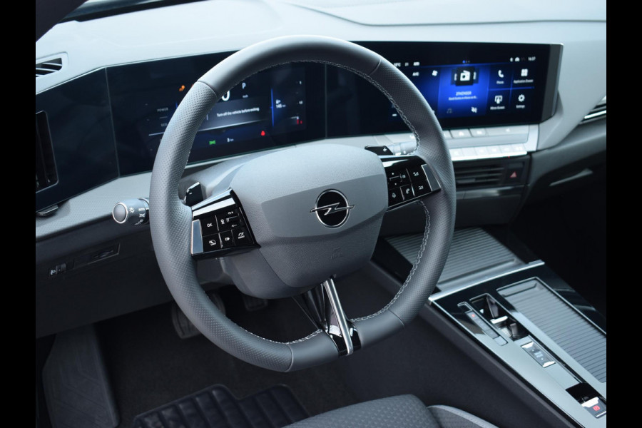 Opel Astra Sports Tourer 1.2 Turbo Hybrid Business Edition