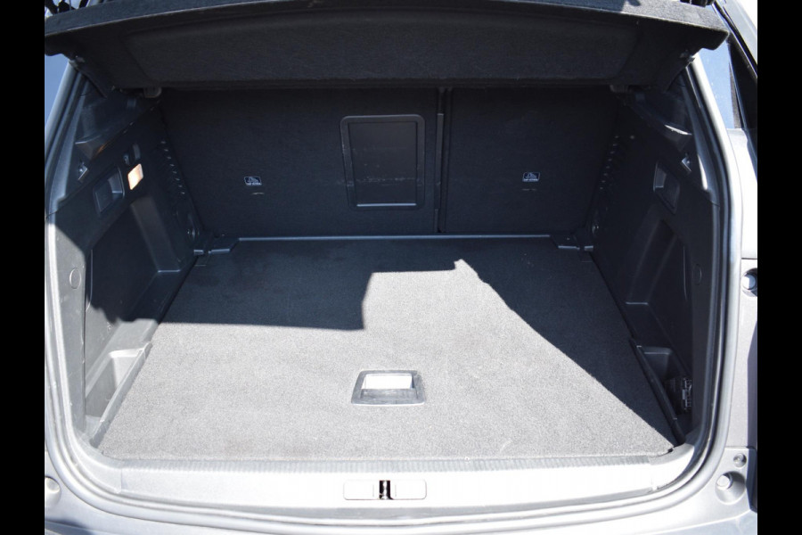Peugeot 3008 1.2 Hybrid 136 GT 360 CAMERA MET SENSOREN | NAVIGATIE & CARPLAY | E.C.C. |