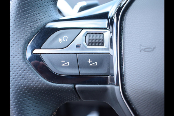 Peugeot 3008 1.2 Hybrid 136 GT 360 CAMERA MET SENSOREN | NAVIGATIE & CARPLAY | E.C.C. |