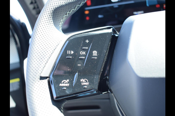 Peugeot 3008 1.2 Hybrid 145 GT ALCANTARA STOELEN MET MASSAGEFUNCTIE | 360 CAMERA | NAVI & CARPLAY |