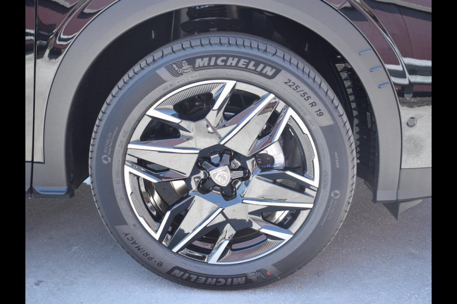 Peugeot 3008 1.2 Hybrid 145 GT ALCANTARA STOELEN MET MASSAGEFUNCTIE | 360 CAMERA | NAVI & CARPLAY |